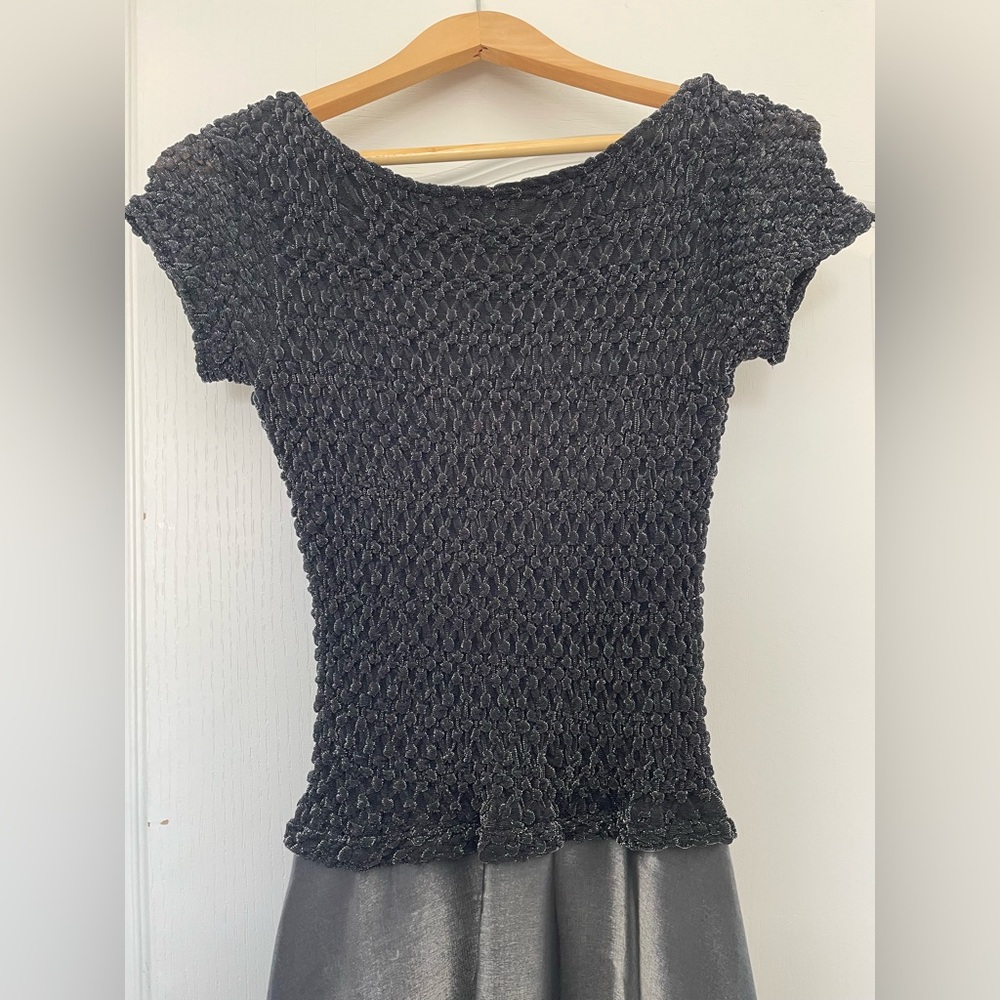 Rare find! Stunning JS Collections dress - Picture 3 of 5